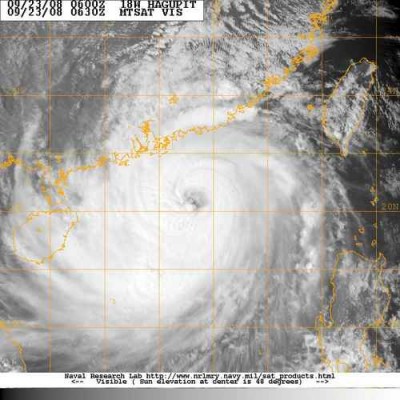 Hagupit aproape de China-90kt-935mb.jpg