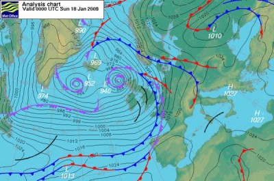 Frank presiune estimata la centru 939mb (1).jpg