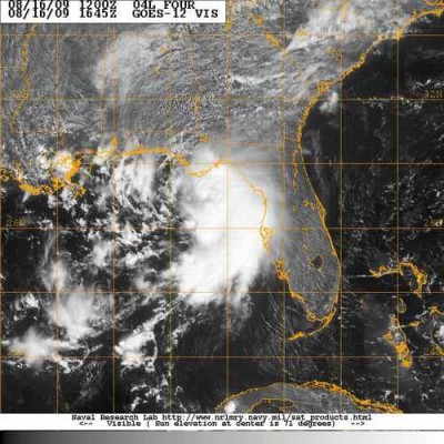 Claudette-45kt-1006mb.jpg
