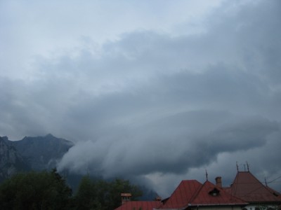 shelf  cloud 3.jpg