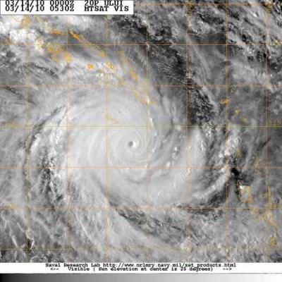 Ului-115kt-930mb.jpg